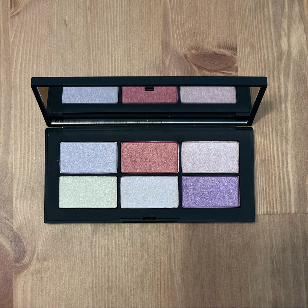 NARS Danger Control Eyeshadow Palette - Picture 7 of 9